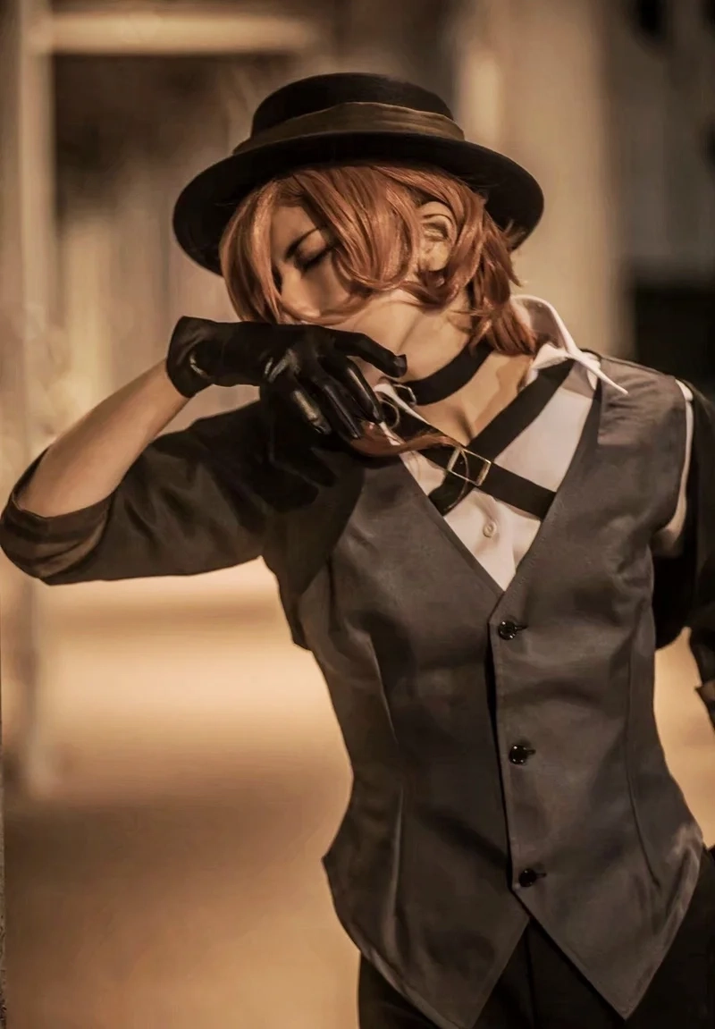 Anime Chuuya nổi bật với khí chất lãnh đạo và mạnh mẽ