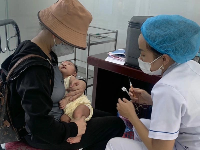 Xem rõ hình ảnh bạch sản lưỡi để nhận biết bệnh sớm