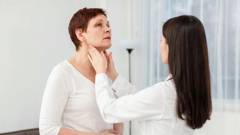 Cận cảnh hình ảnh đau quai bị thực tế lâm sàng