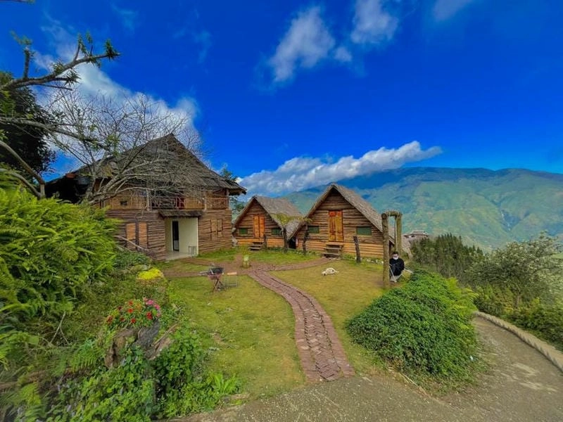 Gọn gàng thanh lịch với mẫu nhà homestay đơn giản