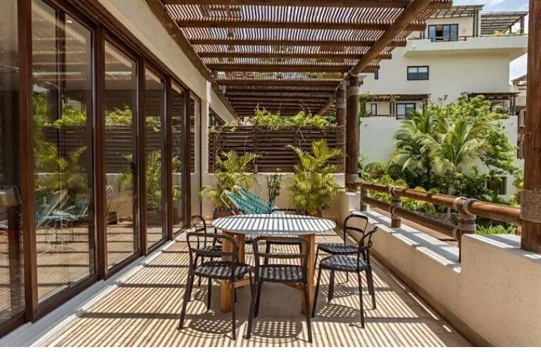 Gợi ý mẫu mái che sân thượng đẹp từ các mẫu được ưa chuộng