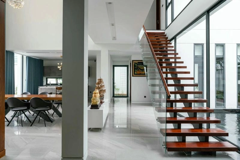 mẫu cầu thang cho nhà ống ý tưởng bố trí sang trọng