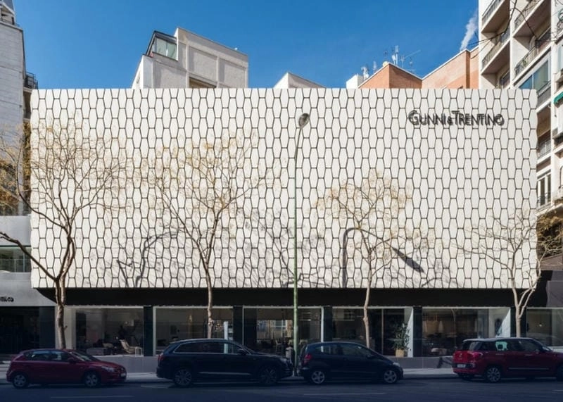 Bền đẹp theo năm tháng với mẫu gạch giả đá ốp mặt tiền