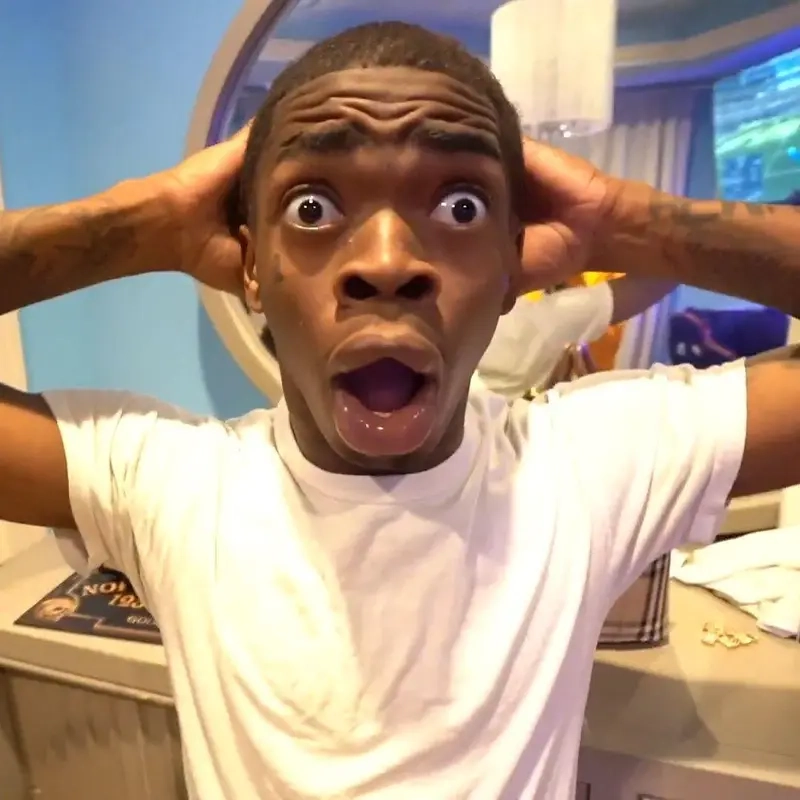 Xem meme mắt chữ O mồm chữ A để cảm nhận sự ngỡ ngàng thật sự!