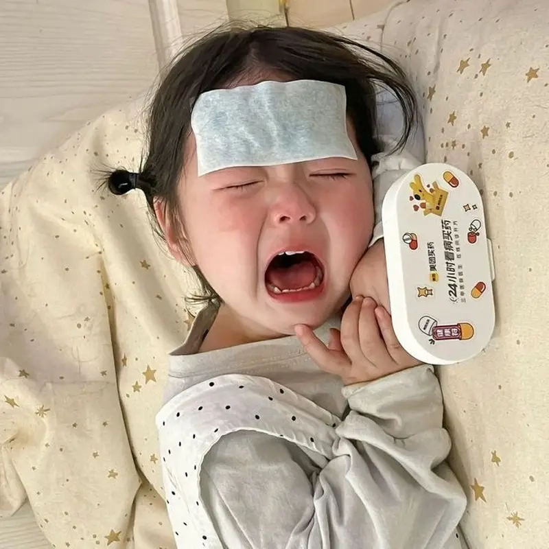 Meme nhân vật quốc tế cảm động với meme khóc như một đứa trẻ (crying kid)