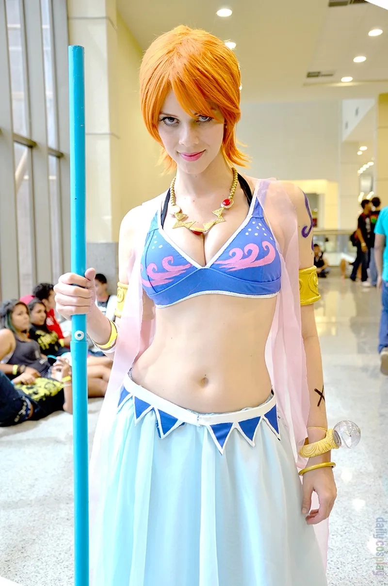 Ảnh hóa thân quyến rũ và sống động cosplay nami