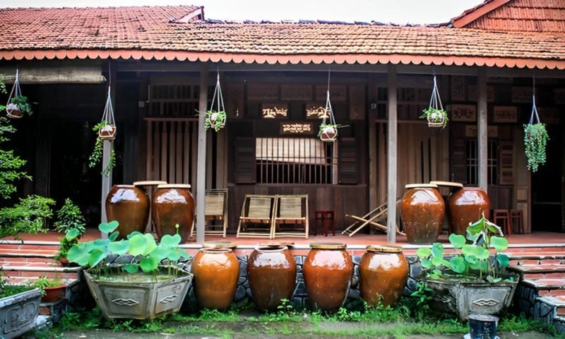 Phong cách mộc mạc từ nhà mái ngói 1 tầng