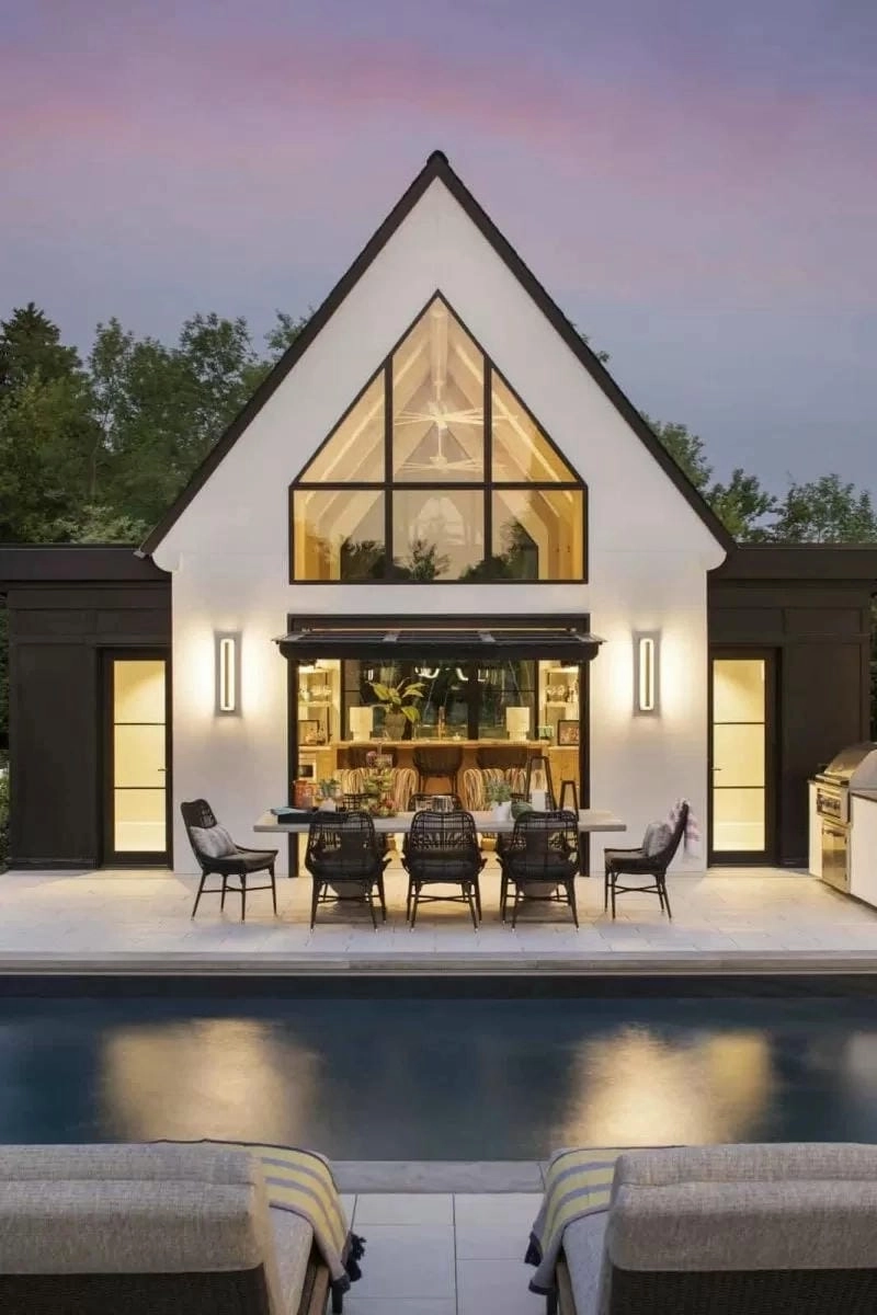 Mẫu nhà phong cách châu âu đơn giản mà vẫn sang trọng