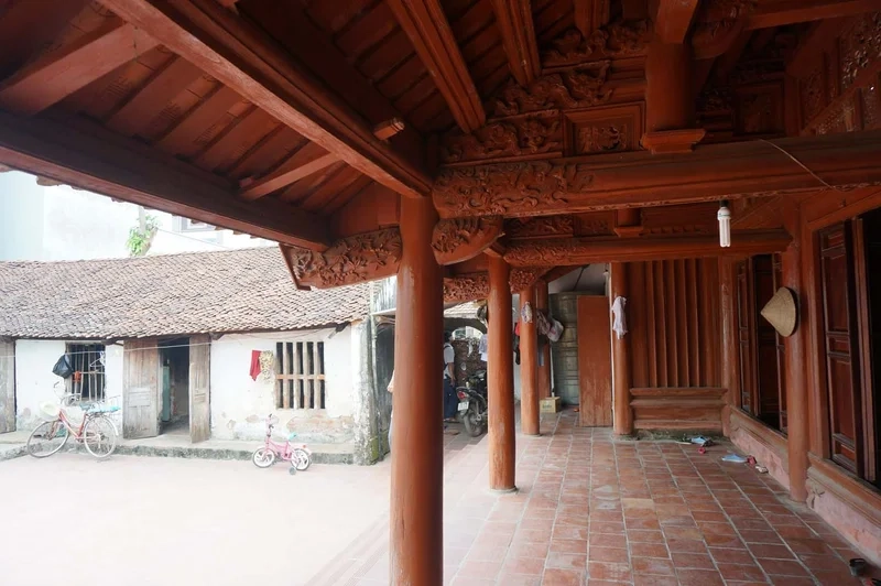 Hồn Việt trong từng chi tiết cột gỗ Bắc Bộ