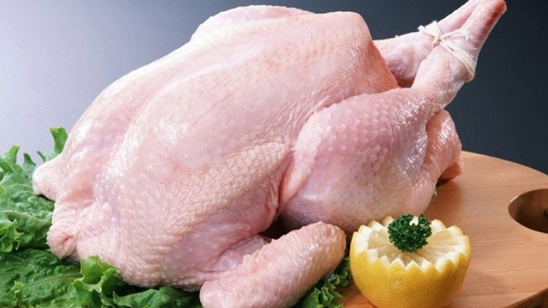 Bí quyết sơ chế gà để da giòn, thịt mềm