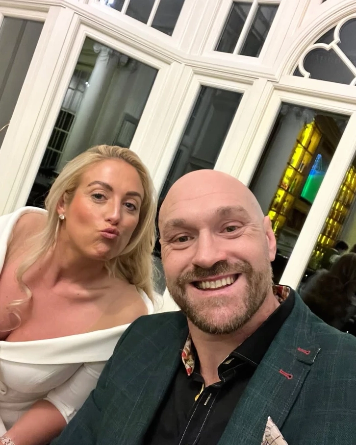 Tyson Fury với ánh mắt kiên định trước thềm trở lại võ đài