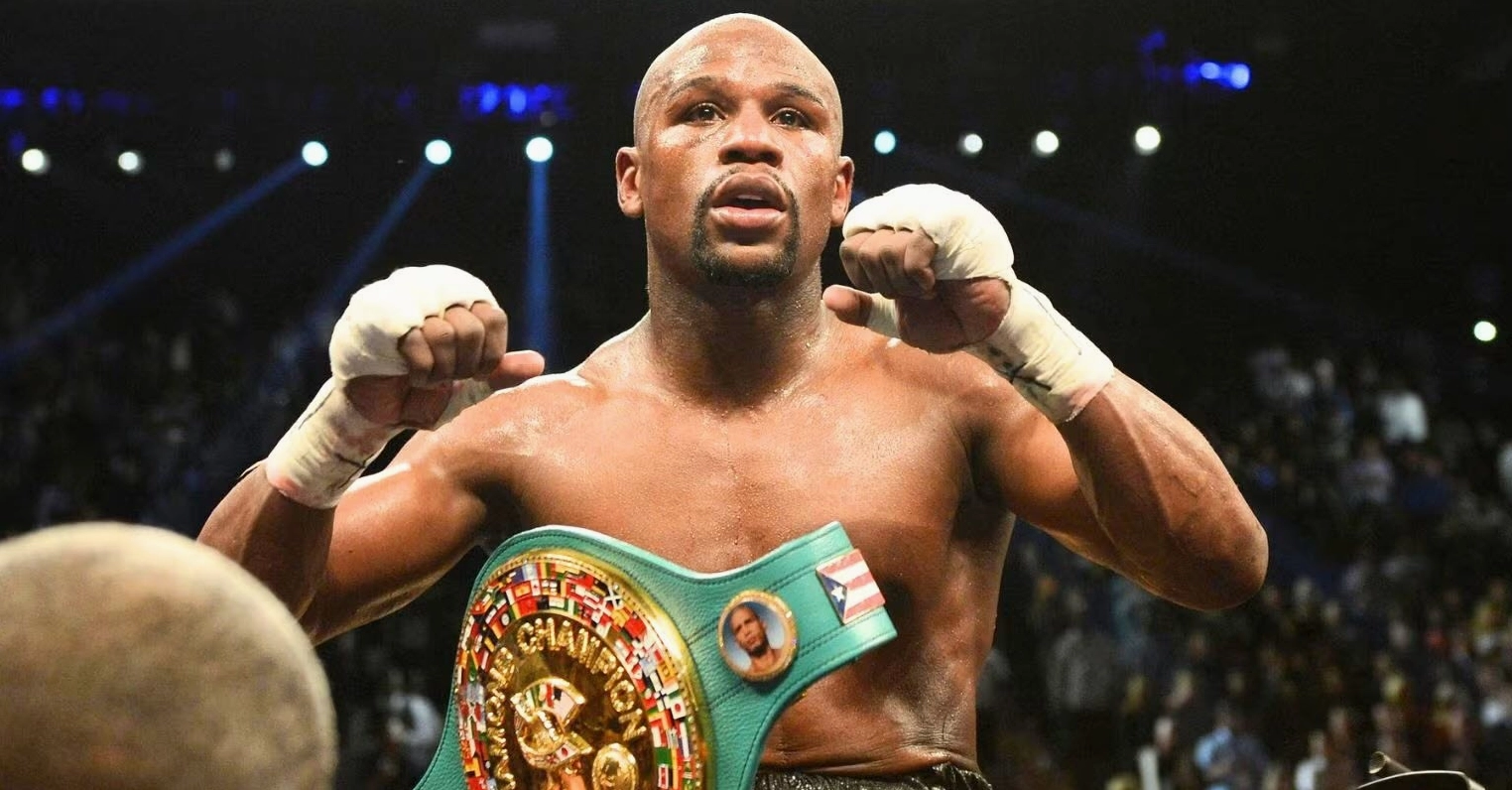 Võ sĩ Floyd Mayweather bất bại với phong cách phòng ngự phản công