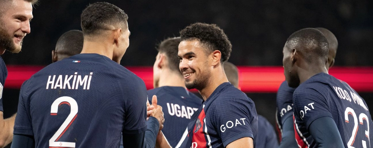 Warren Zaïre-Emery thể hiện sự xuất sắc ngay từ khi còn là tài năng 17 tuổi