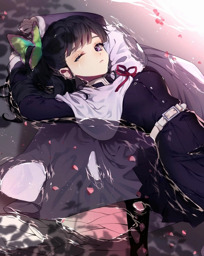 Ảnh anime Kanao mặc váy đen phong cách gothic lolita lạ mắt