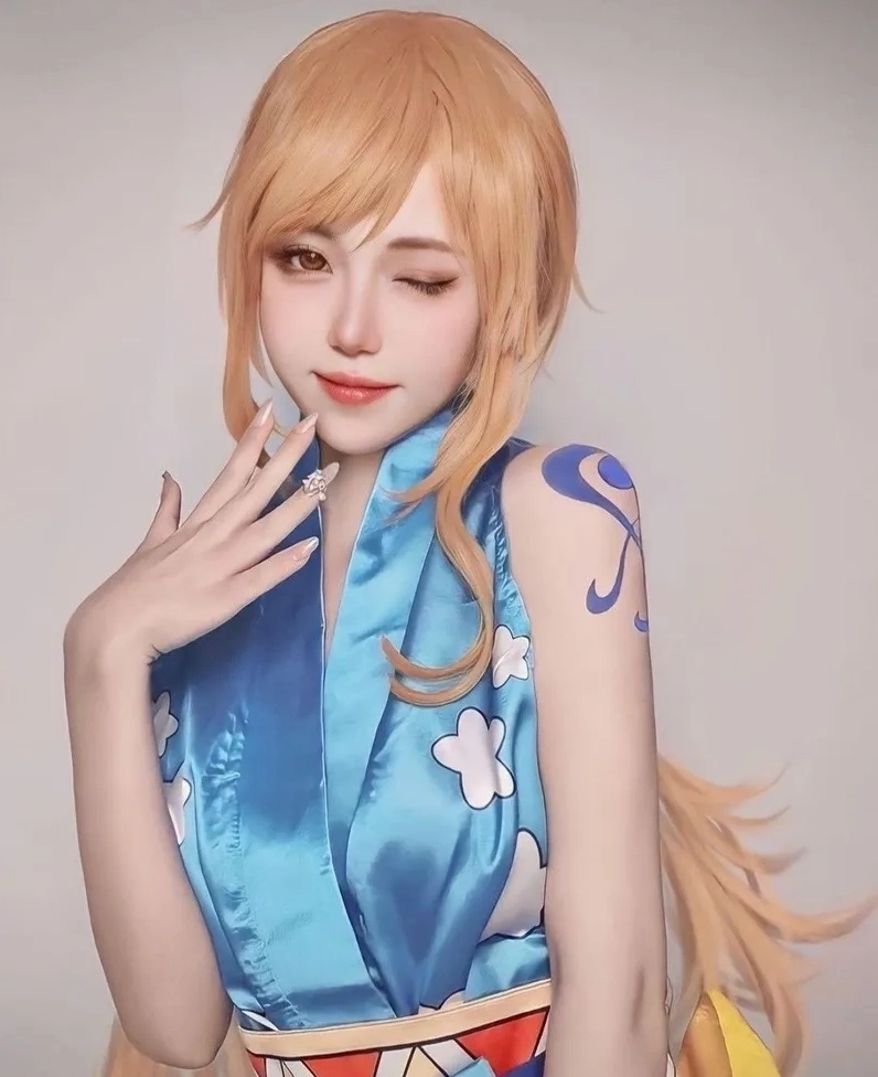 Bức Cosplay Nami Zou ngầu lòi thu hút ánh mắt