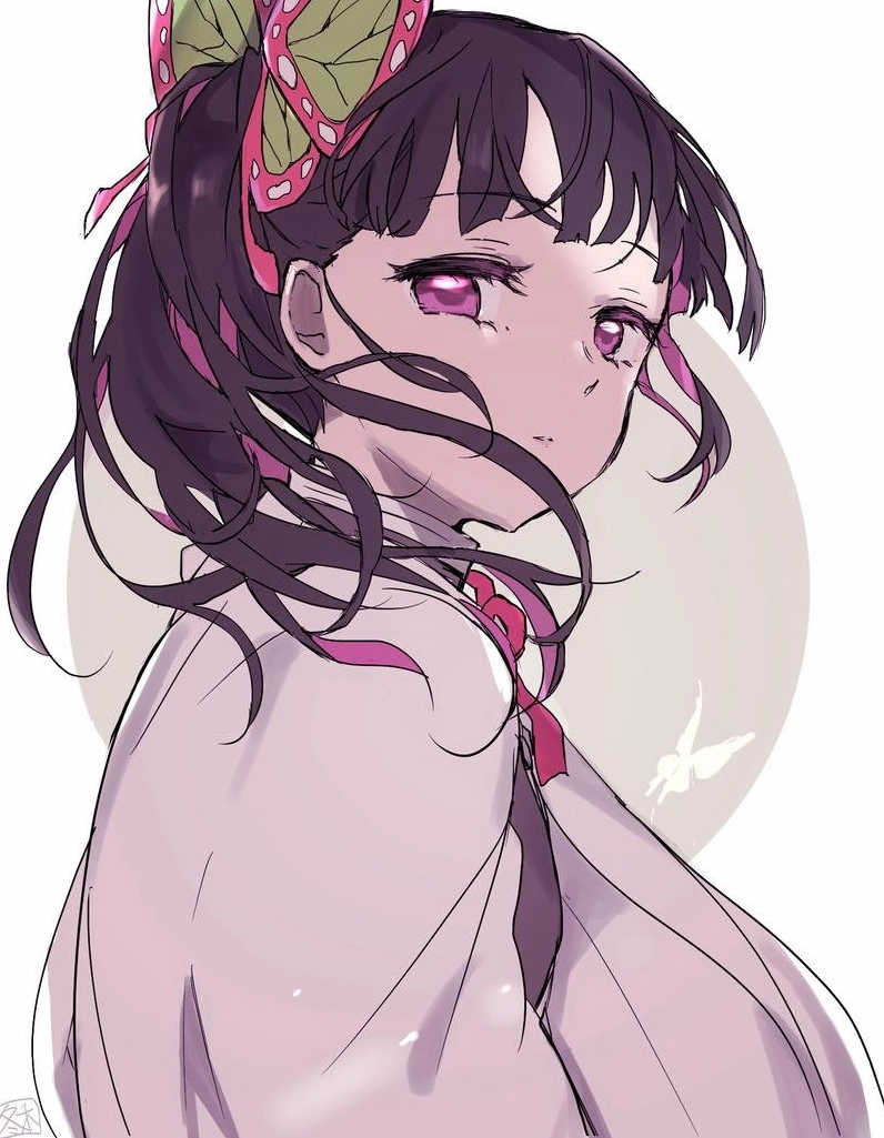 Demon Slayer Kanao tóc bay trong gió phong thái nhẹ nhàng