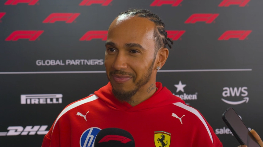 Hamilton thừa nhận khoảng cách cần thu hẹp và không ảo tưởng trước Mercedes