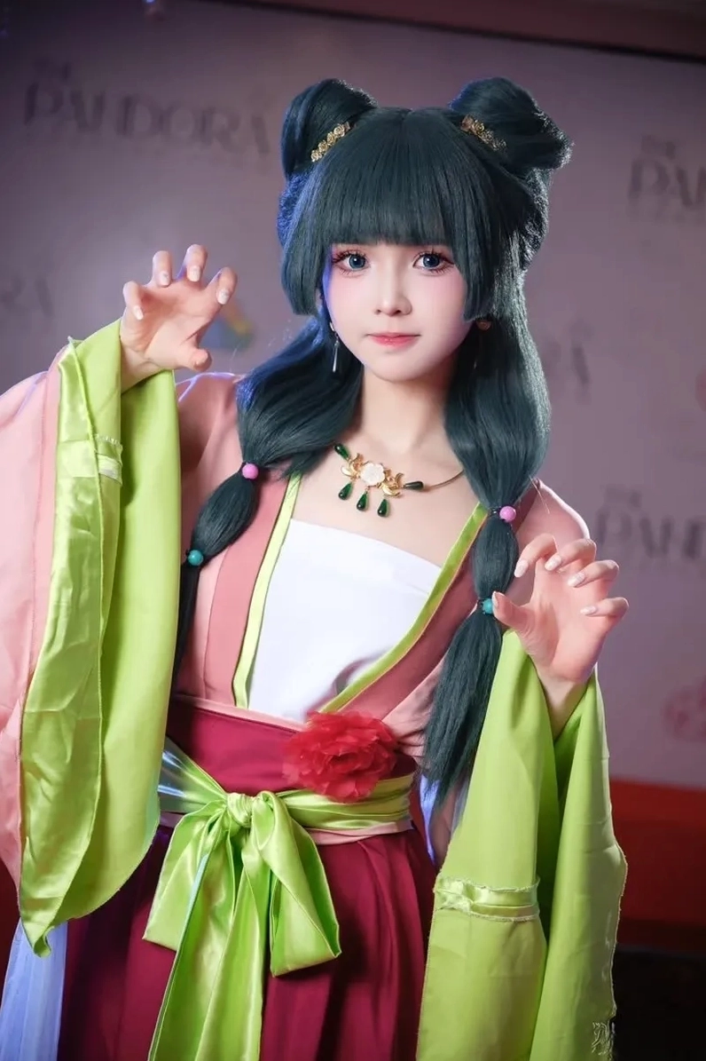 Màn hóa trang cosplay Mao Mao xuất sắc tái hiện hình tượng thông minh và thanh lịch