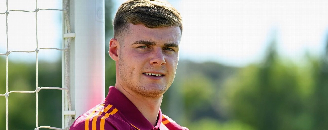 Tiền đạo Evan Ferguson chính thức gia nhập câu lạc bộ AS Roma dưới dạng cho mượn từ Brighton