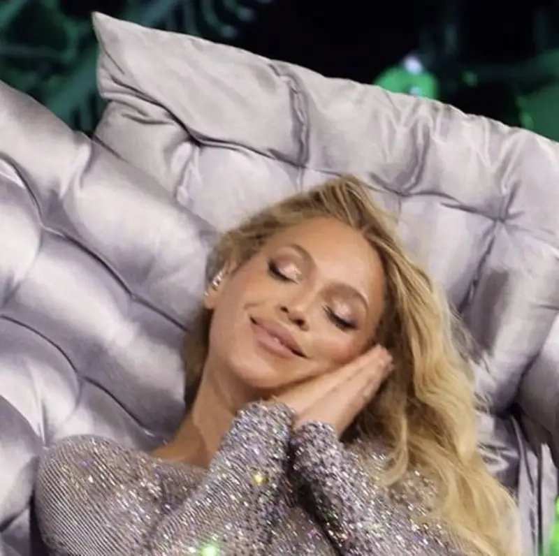 Meme Beyoncé tỏa sáng với thần thái quyền lực và đầy cá tính