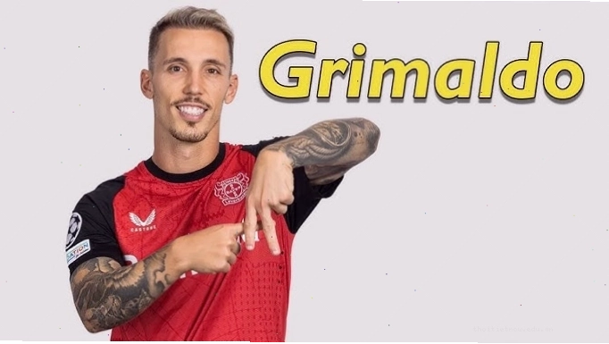 Cầu thủ Grimaldo đang thực hiện một đường chuyền dài vượt tuyến đầy chính xác